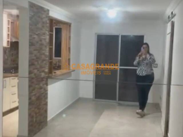 #11918 - Apartamento para Venda em São José dos Campos - SP - 3