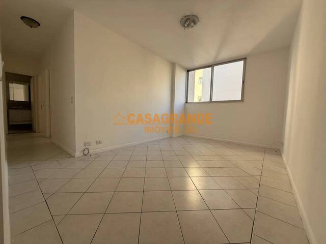 #11930 - Apartamento para Locação em São José dos Campos - SP - 1