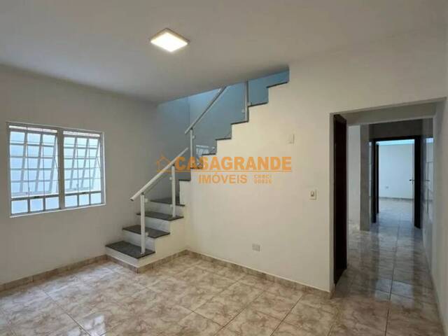Casa para Venda em São José dos Campos - 5