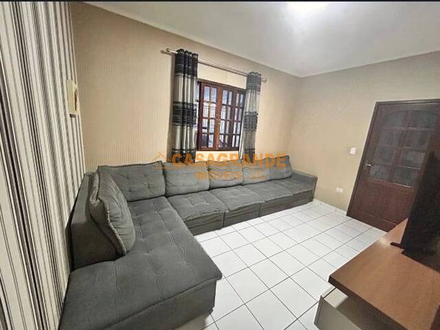 #11881 - Casa para Venda em São José dos Campos - SP - 2