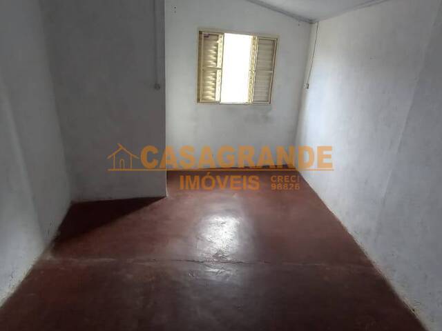 Casa para Venda em São José dos Campos - 5