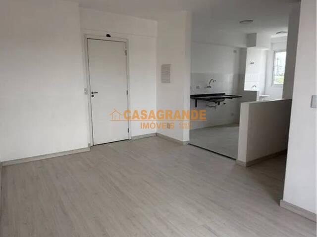 #11968 - Apartamento para Venda em São José dos Campos - SP - 3