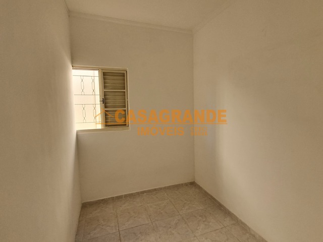 Casa para Venda em São José dos Campos - 5