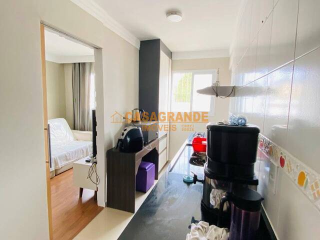 Apartamento para Venda em São José dos Campos - 4