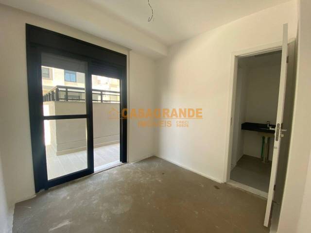 Apartamento para Venda em São José dos Campos - 4