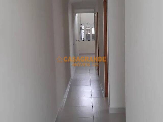 Casa para Locação em São José dos Campos - 5