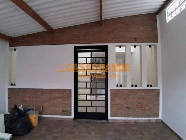 #12016 - Casa para Locação em São José dos Campos - SP - 2