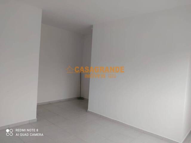 Casa para Venda em São José dos Campos - 5