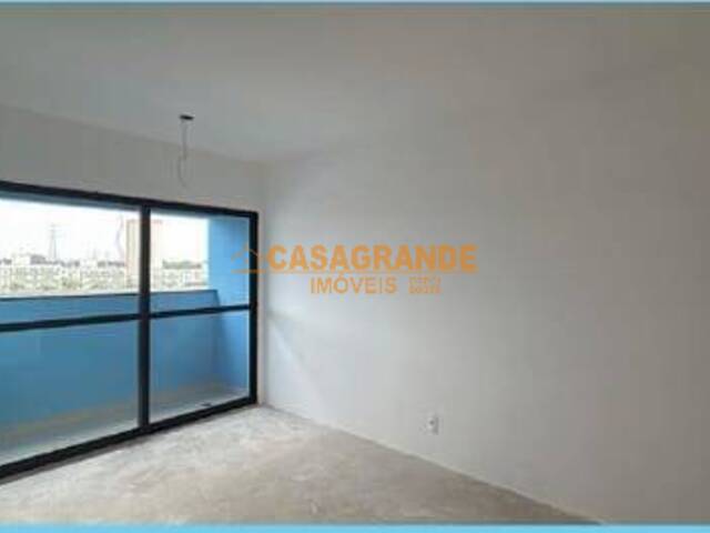 #12026 - Apartamento para Venda em São José dos Campos - SP - 2