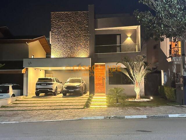 Venda em Loteamento Villa Branca - Jacareí