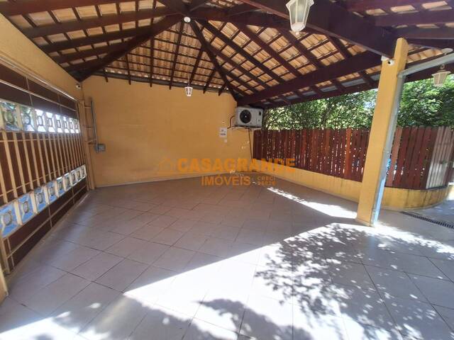 #12039 - Casa para Venda em Jacareí - SP - 2