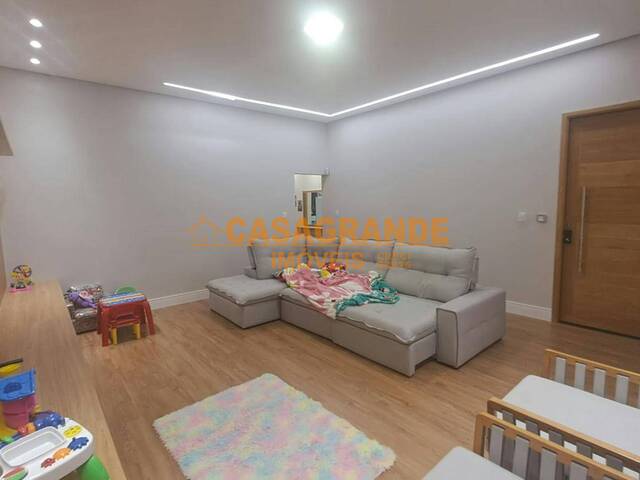 #12041 - Casa para Venda em São José dos Campos - SP - 3