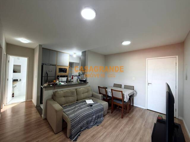 Apartamento para Venda em São José dos Campos - 4