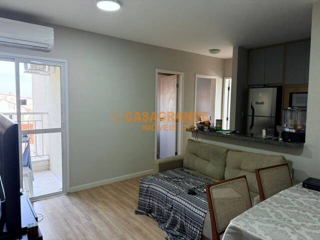 Apartamento para Venda em São José dos Campos - 3