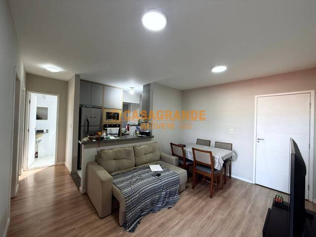 Apartamento para Venda em São José dos Campos - 2