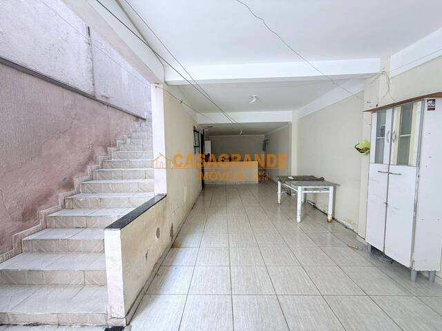 Casa para Venda em São José dos Campos - 5