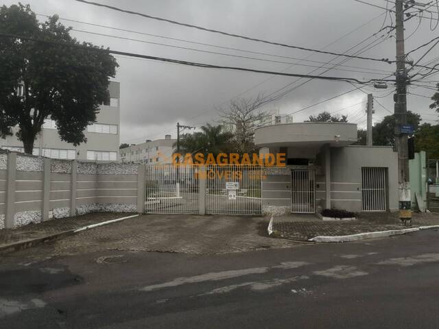 Venda em Vila Zizinha - São José dos Campos