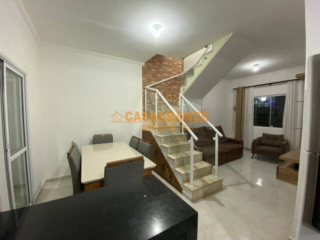 Casa para Venda em São José dos Campos - 5