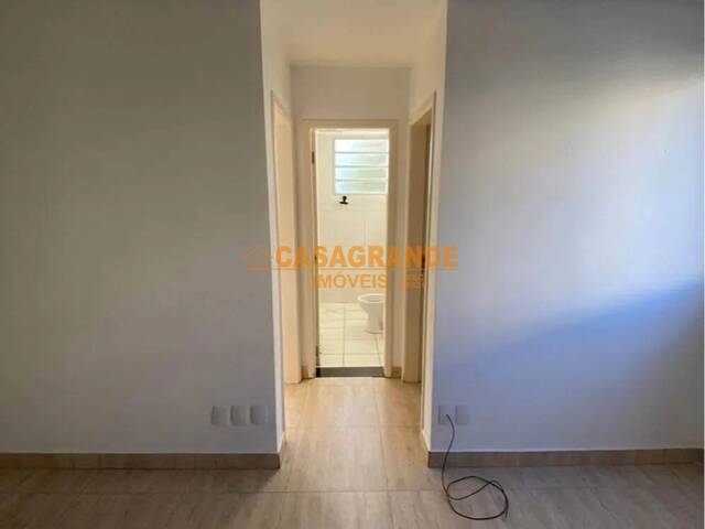 Apartamento para Venda em Jacareí - 4