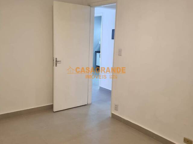 Casa para Venda em São José dos Campos - 5
