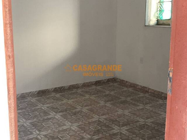 Casa para Venda em São José dos Campos - 5