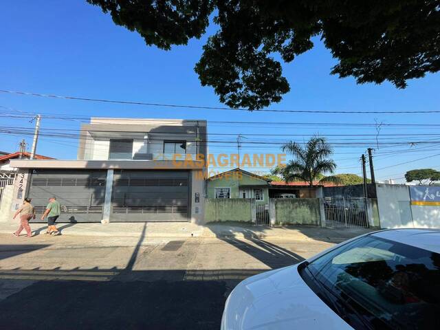 Venda em Vila Tatetuba - São José dos Campos