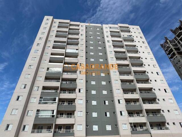 Venda em Condomínio Residencial Colinas do Paratehy - São José dos Campos