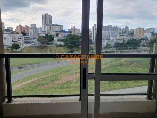 Apartamento para Venda em São José dos Campos - 3