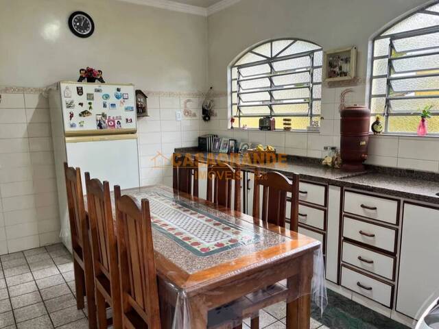 Casa para Venda em São José dos Campos - 5