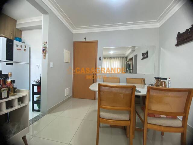 #12196 - Apartamento para Venda em Jacareí - SP - 3
