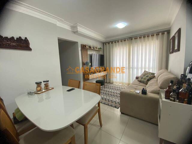 #12196 - Apartamento para Venda em Jacareí - SP - 2