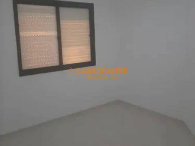 Apartamento para Venda em São José dos Campos - 4