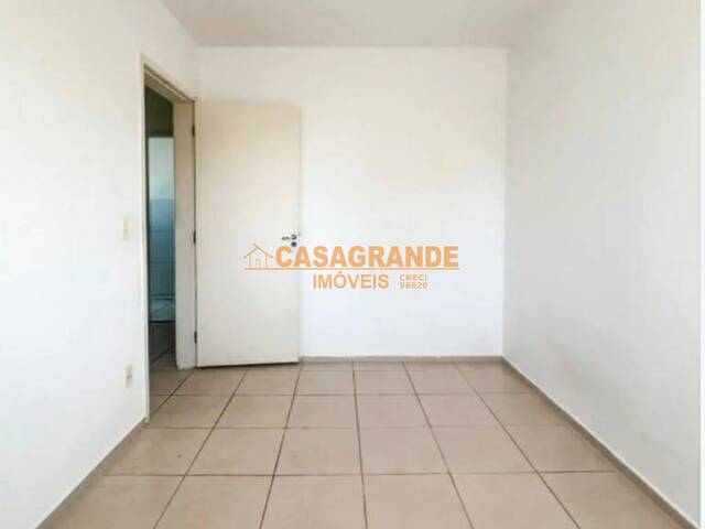 Apartamento para Venda em São José dos Campos - 4