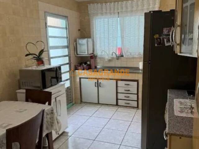 #12211 - Casa para Venda em São José dos Campos - SP - 2
