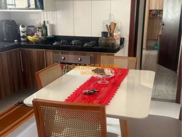 #12215 - Casa para Venda em São José dos Campos - SP - 2