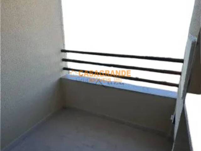 Apartamento para Venda em São José dos Campos - 4