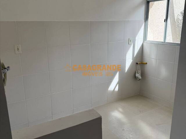 Casa para Venda em São José dos Campos - 5