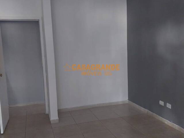 Casa para Locação em São José dos Campos - 5