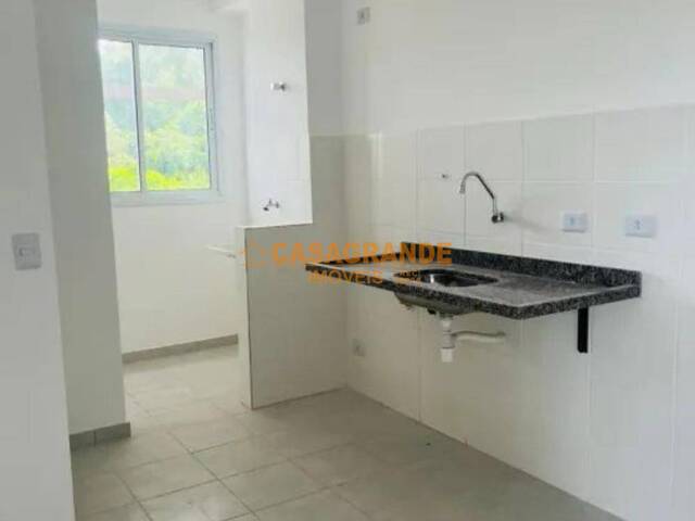 Apartamento para Venda em São José dos Campos - 4