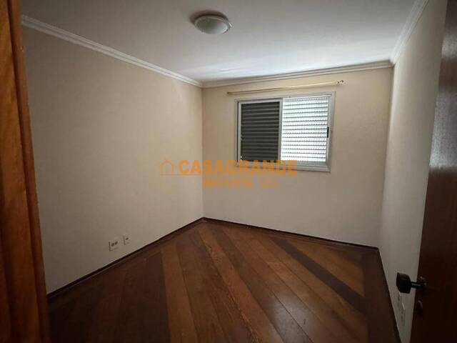 Apartamento para Venda em São José dos Campos - 5