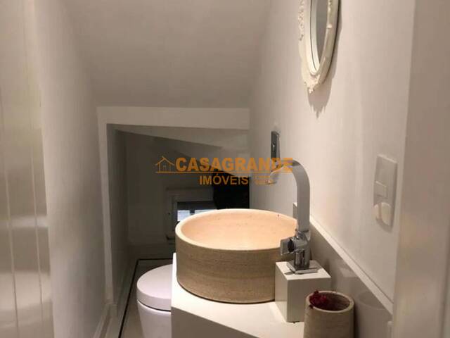 #12269 - Casa para Venda em Jacareí - SP - 3