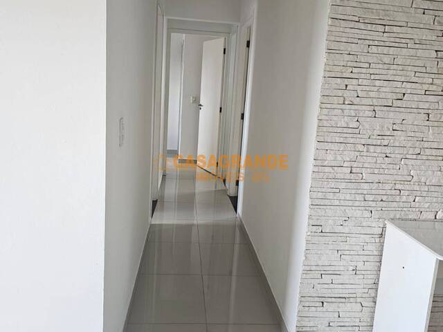 Apartamento para Venda em São José dos Campos - 4