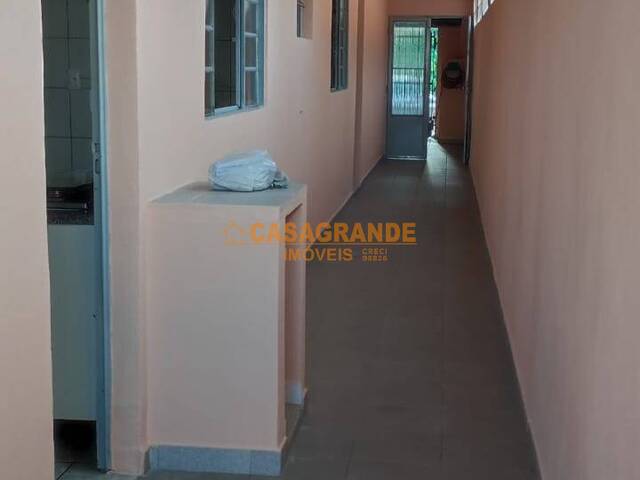 #12296 - Casa para Venda em São José dos Campos - SP - 3