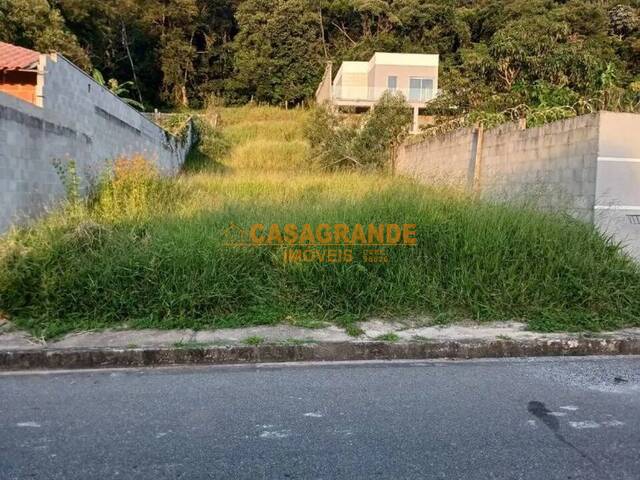 Venda em Chácaras Pousada do Vale - São José dos Campos