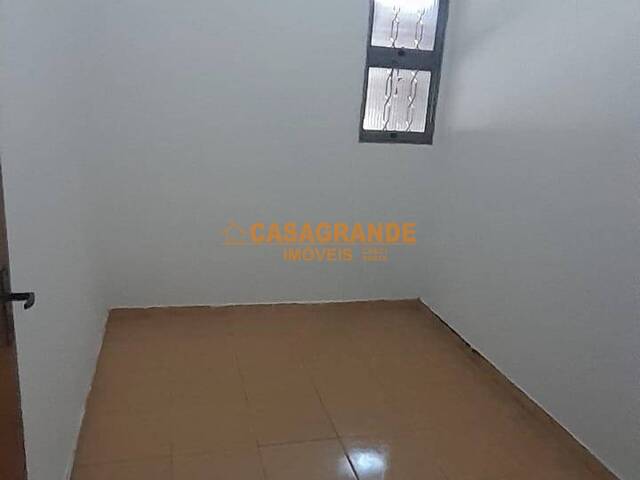 Casa para Locação em São José dos Campos - 4