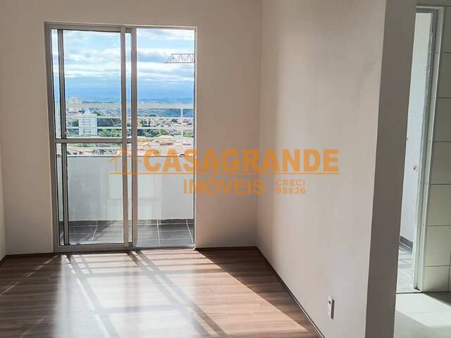 Apartamento para Venda em São José dos Campos - 3