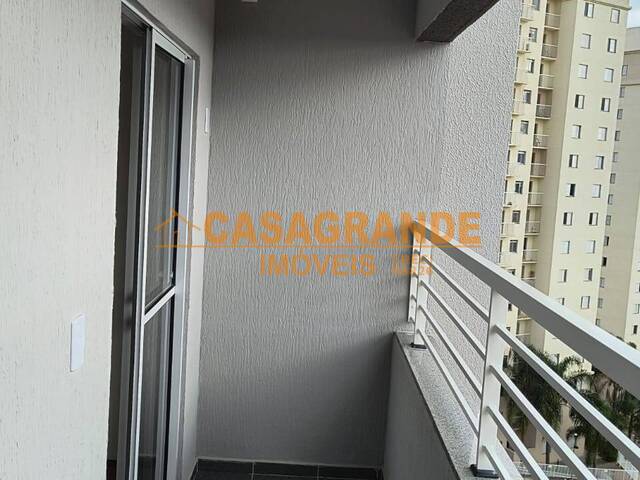 Apartamento para Venda em São José dos Campos - 4