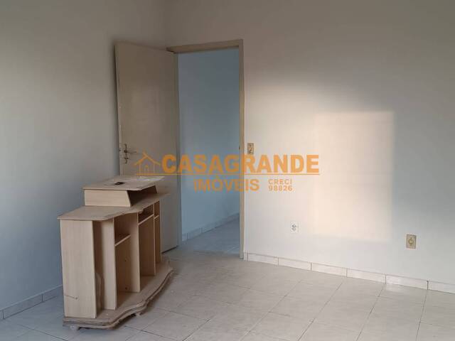 Casa para Venda em São José dos Campos - 5