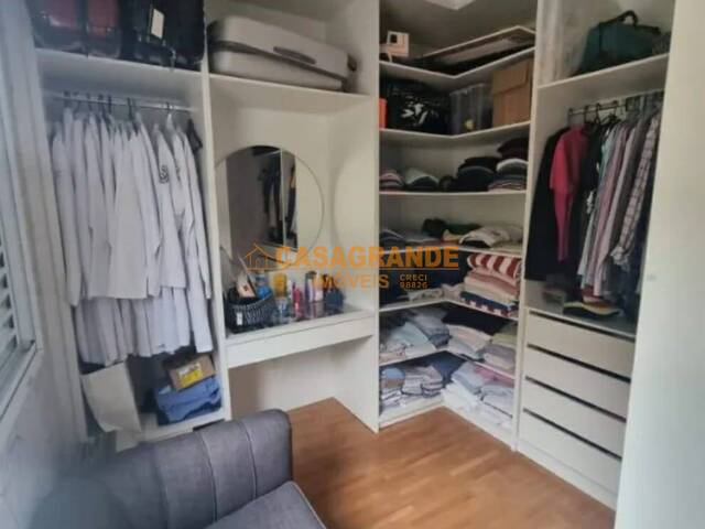 Casa para Venda em São José dos Campos - 5