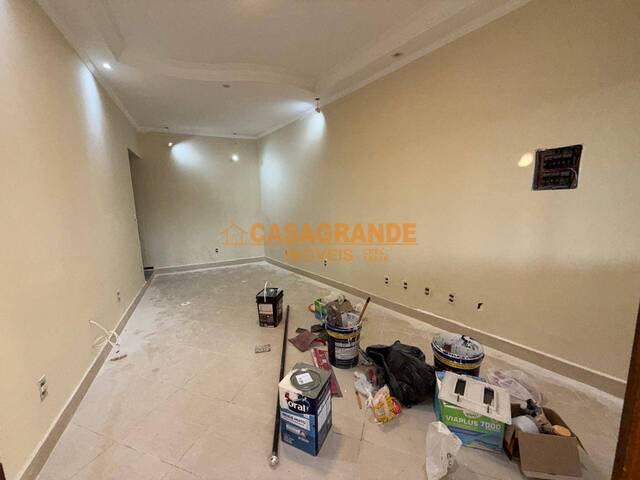 Casa para Venda em São José dos Campos - 5
